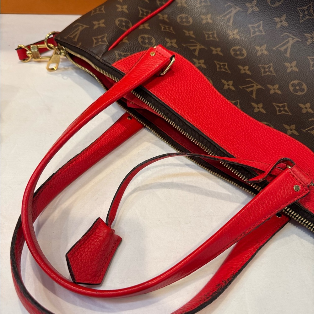 📌SOLD📌 Authentic Louis Vuitton Estella Coquelico NM bag - Picture 16 of 17